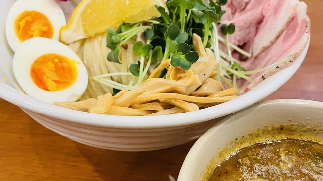 麺屋 Hulu-lu - メイン写真: