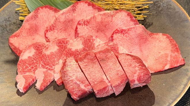 焼肉はうす たられば - メイン写真: