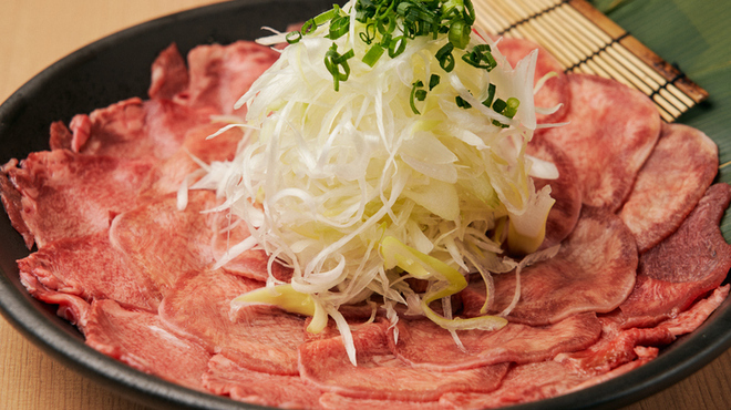 牛タン 馬刺し 特選和牛 ぶれゑめん - メイン写真: