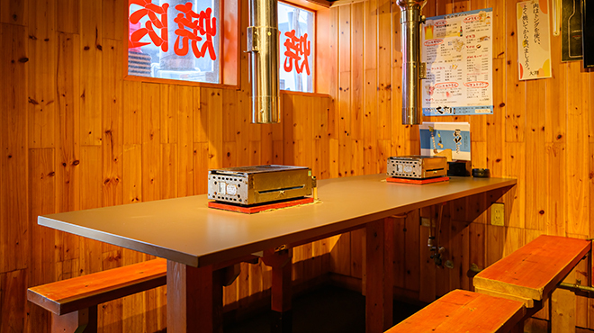 焼肉 大翔 - 内観写真:テーブル席2