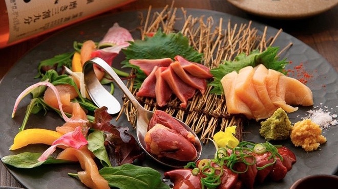 日本酒×炭火バル からんと - メイン写真: