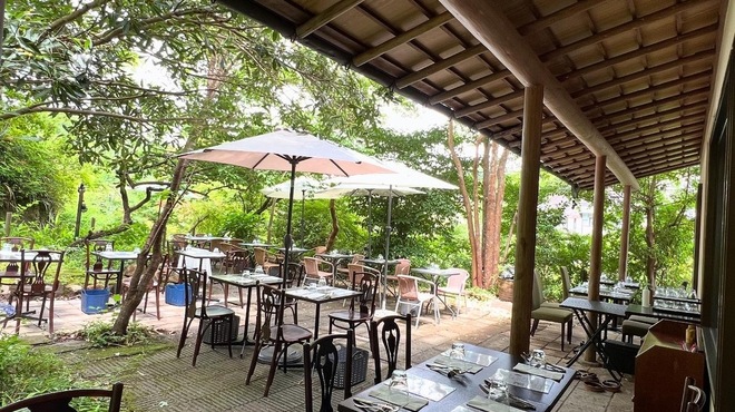 北鎌倉 紫−ゆかり− - 外観写真:テラス席