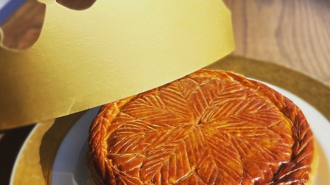 北鎌倉 紫−ゆかり− - 料理写真:おせち料理、デザート、ガレットデロワ　陶器製フェーブ入り