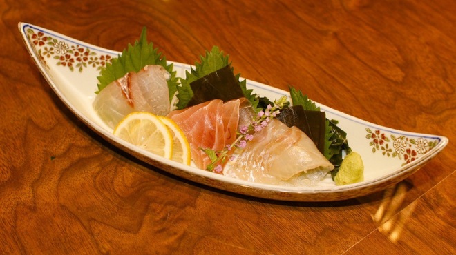 鮮魚酒場 じわもん - メイン写真: