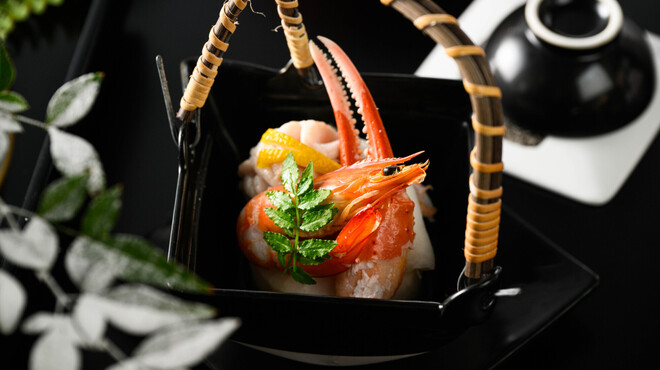 日本料理かがりや - メイン写真: