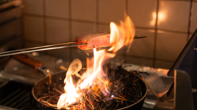 肉割烹 五平 - メイン写真: