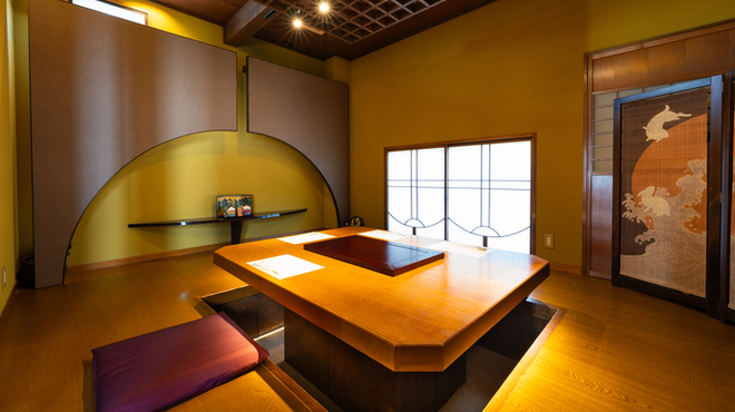 肉割烹 五平 - メイン写真: