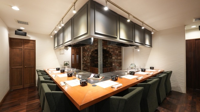 WHITE CROWN 精肉店 - メイン写真: