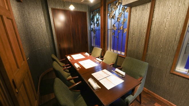 WHITE CROWN 精肉店 - メイン写真: