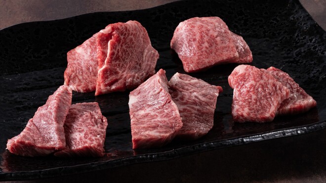 おまかせ焼肉 真徳 - メイン写真: