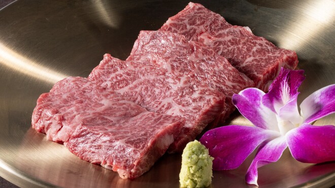 おまかせ焼肉 真徳 - メイン写真: