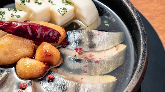 アヒージョ専門店AJILLO - メイン写真: