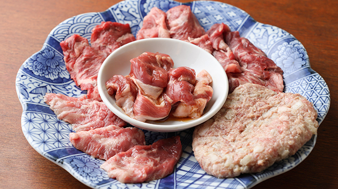 焼肉うしお 三軒茶屋 本店 - メイン写真: