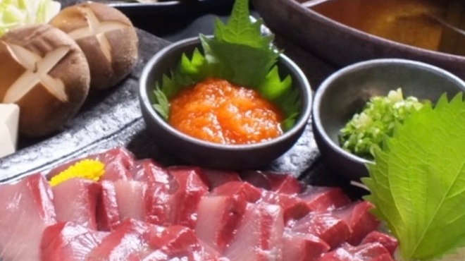 日比野市場鮮魚浜焼きセンター - メイン写真: