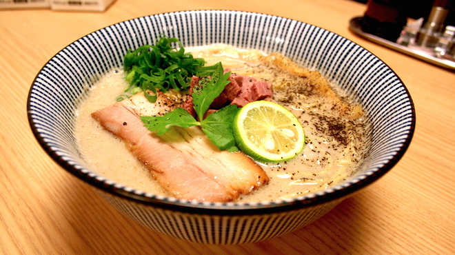 自家製麺 MENSHO TOKYO - メイン写真: