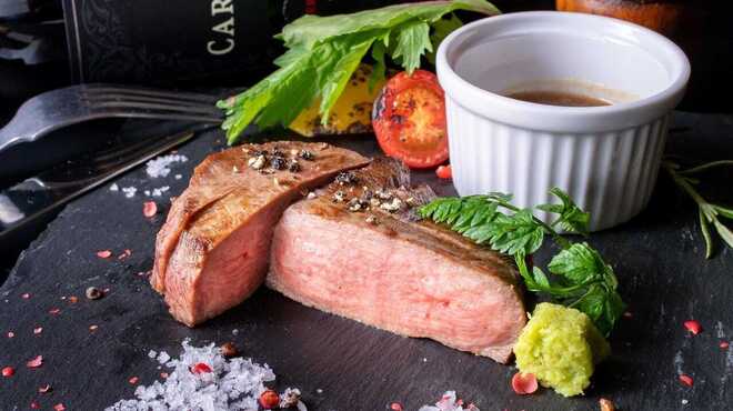 秋葉ビストロ ブルースカイ/炭火肉酒場 肉ごこち - メイン写真: