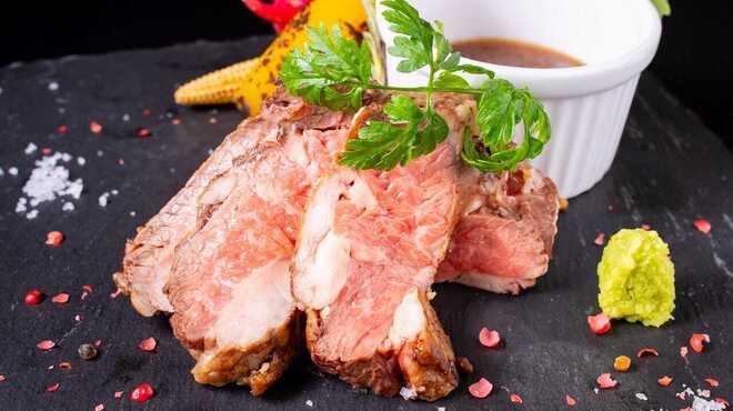 秋葉ビストロ ブルースカイ/炭火肉酒場 肉ごこち - メイン写真: