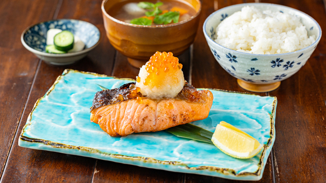 酒肴日和 アテニヨル - メイン写真: