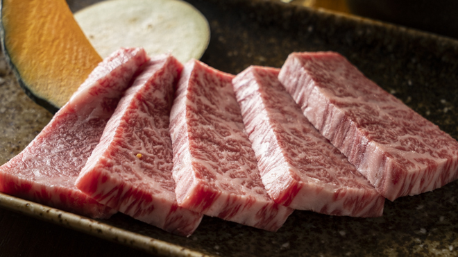 黒毛和牛焼肉と本格もつ鍋 山樹 - メイン写真: