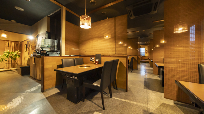 黒毛和牛焼肉と本格もつ鍋 山樹 - メイン写真: