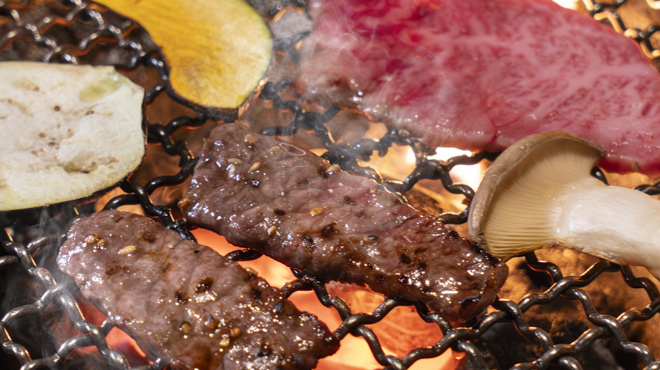 黒毛和牛焼肉と本格もつ鍋 山樹 - メイン写真: