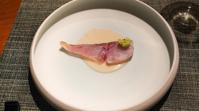 蒼 - 料理写真:相模湾さかな人長谷川さんより神経締めのしまあじの藁焼き、お米と尼崎のヴィネグレットソース