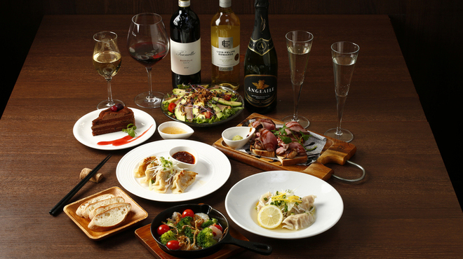 府中餃子バル あわ屋 - メイン写真: