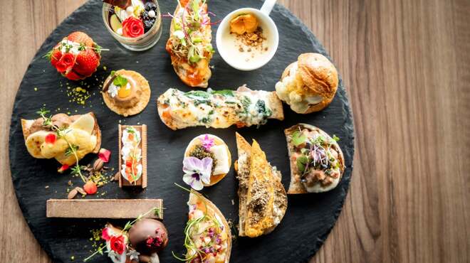 GRADATIONS - メイン写真: