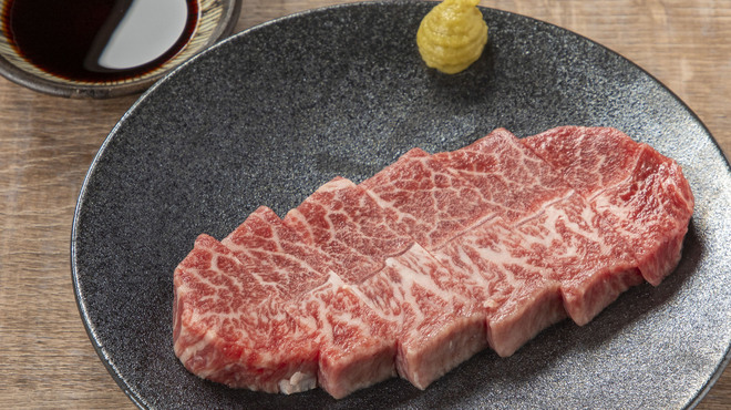 炭火焼肉 昭和ホルモン - メイン写真: