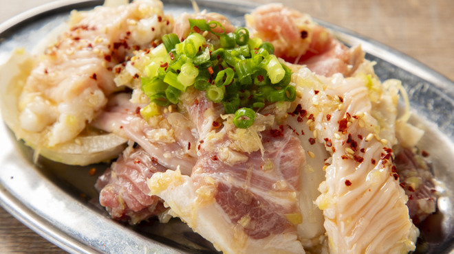 炭火焼肉 昭和ホルモン - メイン写真: