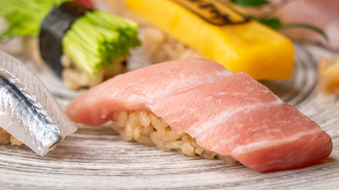 鮨と料理 案山子 - メイン写真: