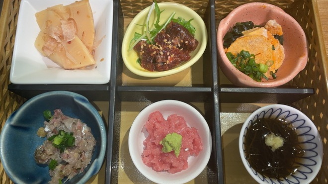 羽田市場 銀座直売店 - メイン写真: