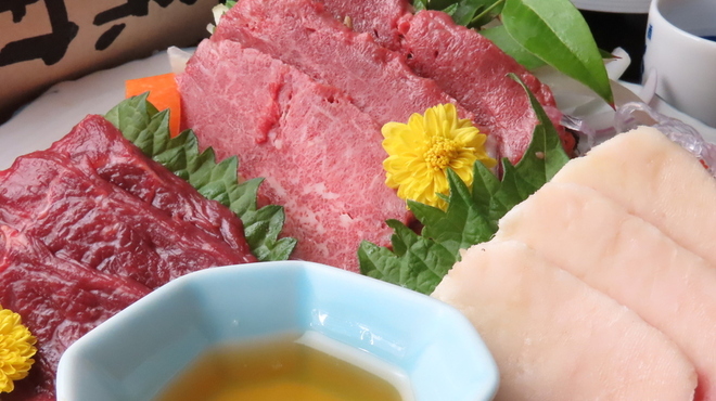 北海道海鮮と地鶏と日本酒 個室居酒屋 新橋漁港 - メイン写真: