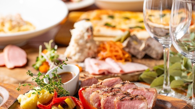 dining & bar KITSUNE - メイン写真: