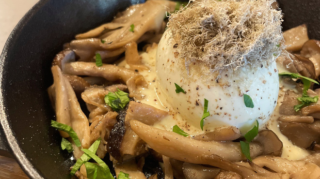 huit - メイン写真: