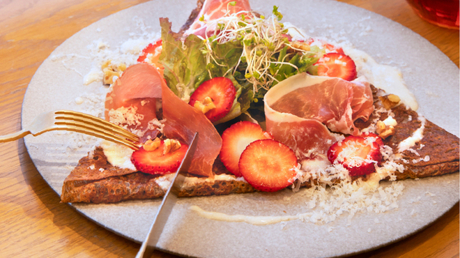 CREPE & GALETTE TOOTH TOOTH - メイン写真: