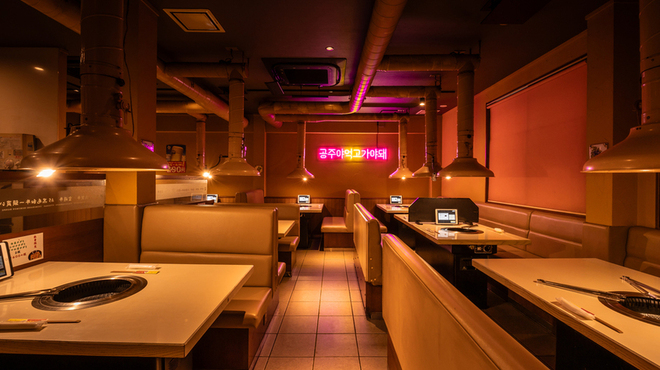 鶴橋ホルモン本舗 - メイン写真: