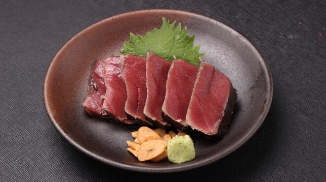 炭火と串焼きと肴 原価酒場 イロ鶏ドリ - メイン写真: