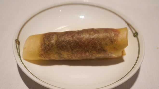 中国飯店 琥珀宮 - 料理写真:名物ペキンダック