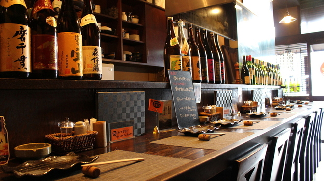 地どり炭火焼 鳥まる - メイン写真: