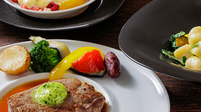 FINE DINING＆LOUNGE TORIKO - 料理写真: