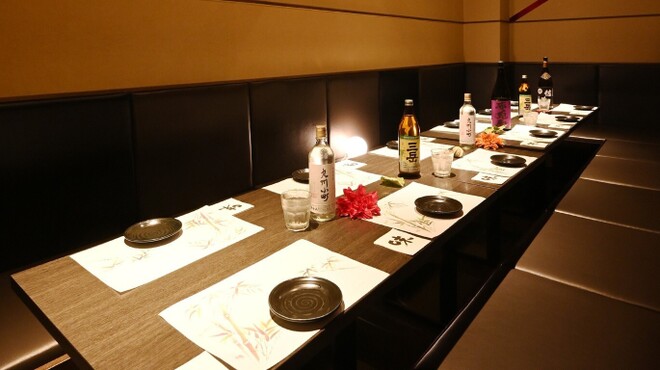 馬刺ともつ鍋 居酒屋 九州小町 個室 飲み放題 - メイン写真: