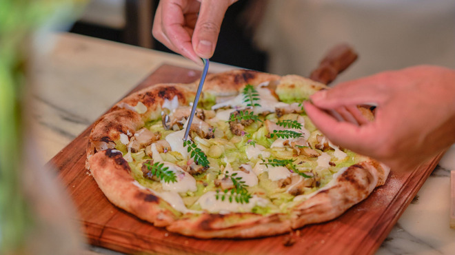 ザ ピッツァバー ON 38TH - メイン写真: