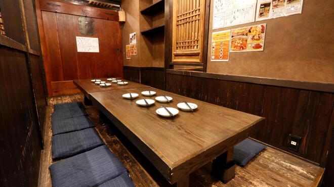 炭火個室居酒屋 都立大学のひもの屋 - メイン写真: