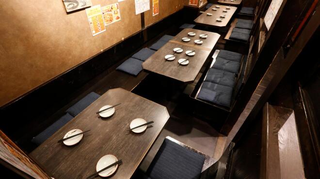 炭火個室居酒屋 都立大学のひもの屋 - メイン写真: