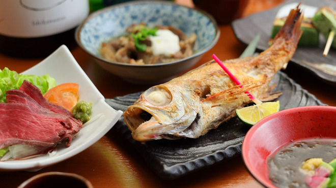 Ishikawa no Umaimon to Jizake Kagaribi Komatsu Ekimae Ten