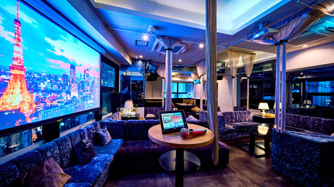 LUXURY BAR MILAS  - メイン写真: