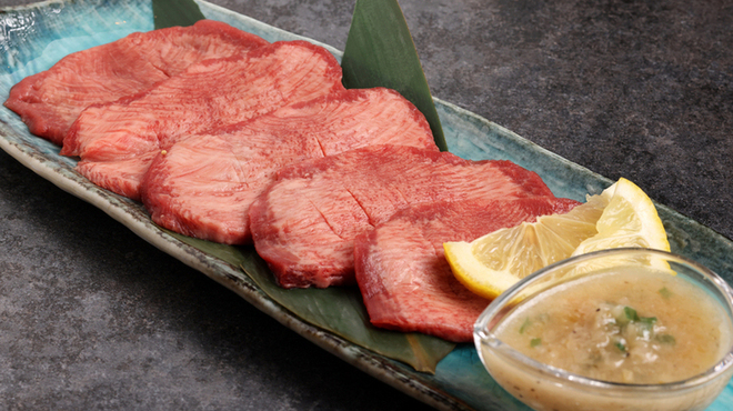 炭火焼き うし - メイン写真: