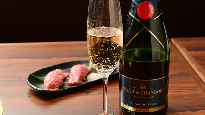 神戸牛炭火焼肉 いく田 - メイン写真: