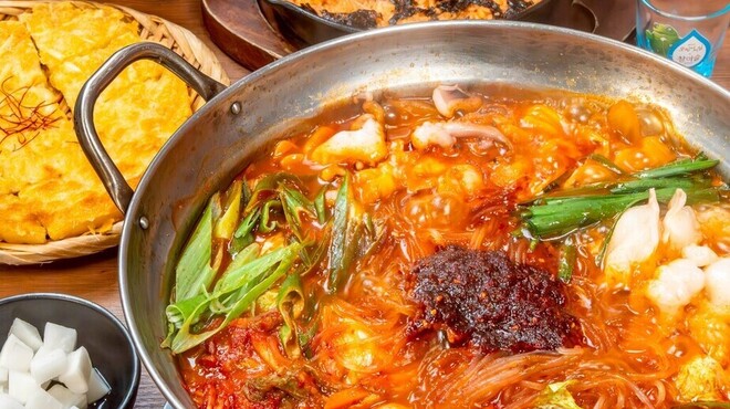 美味辛厨房 まるから - メイン写真: